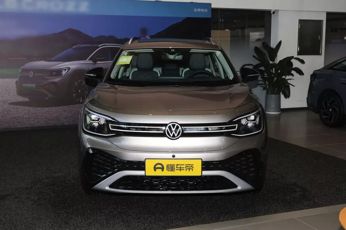 Volkswagen ID.6 CROZZ