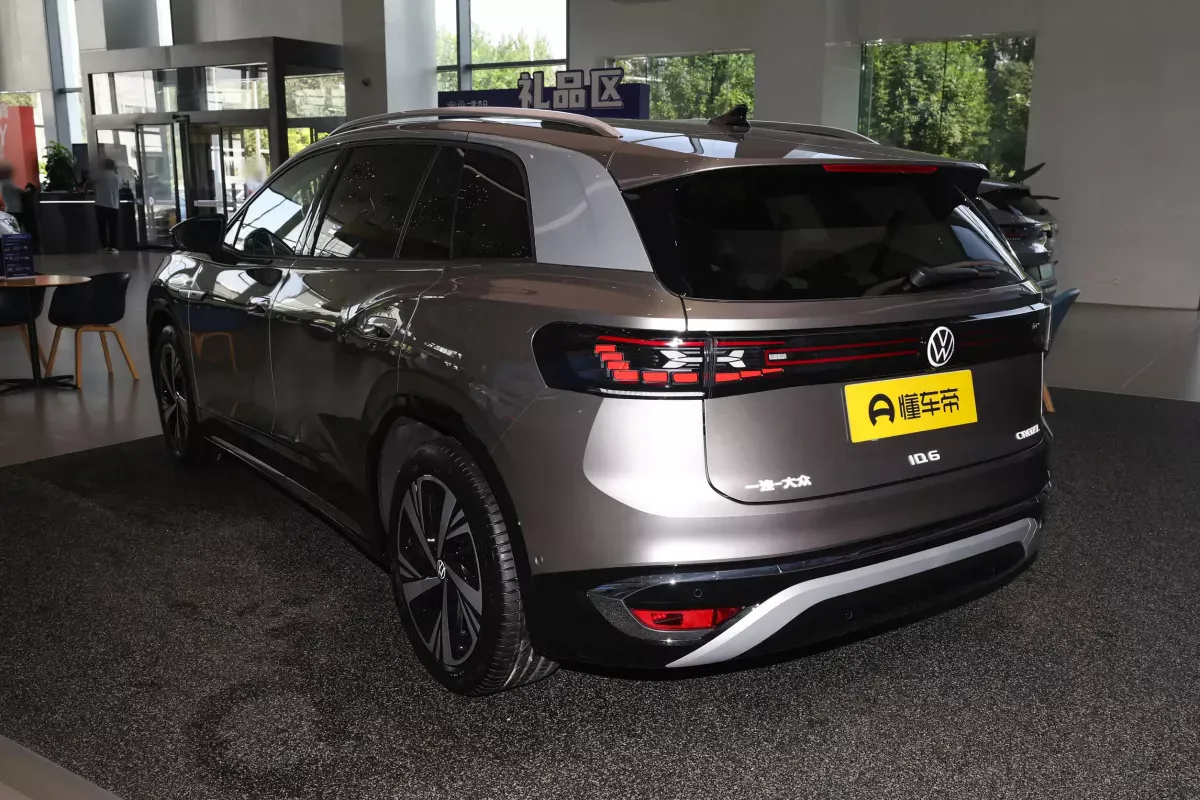 Volkswagen ID.6 CROZZ фото 3