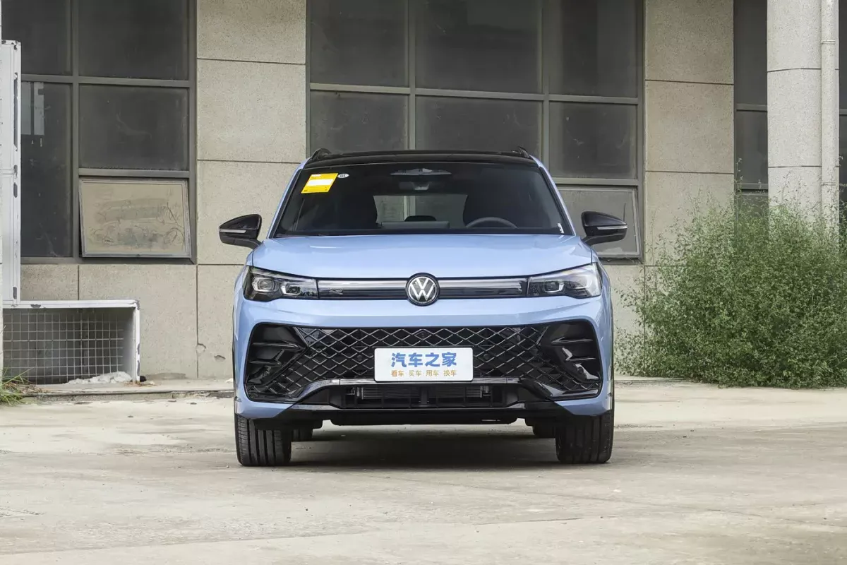 Volkswagen Tiguan L Pro