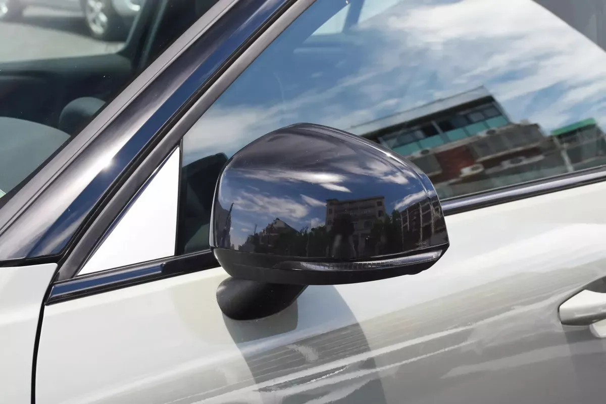 Volvo XC40 фото 8