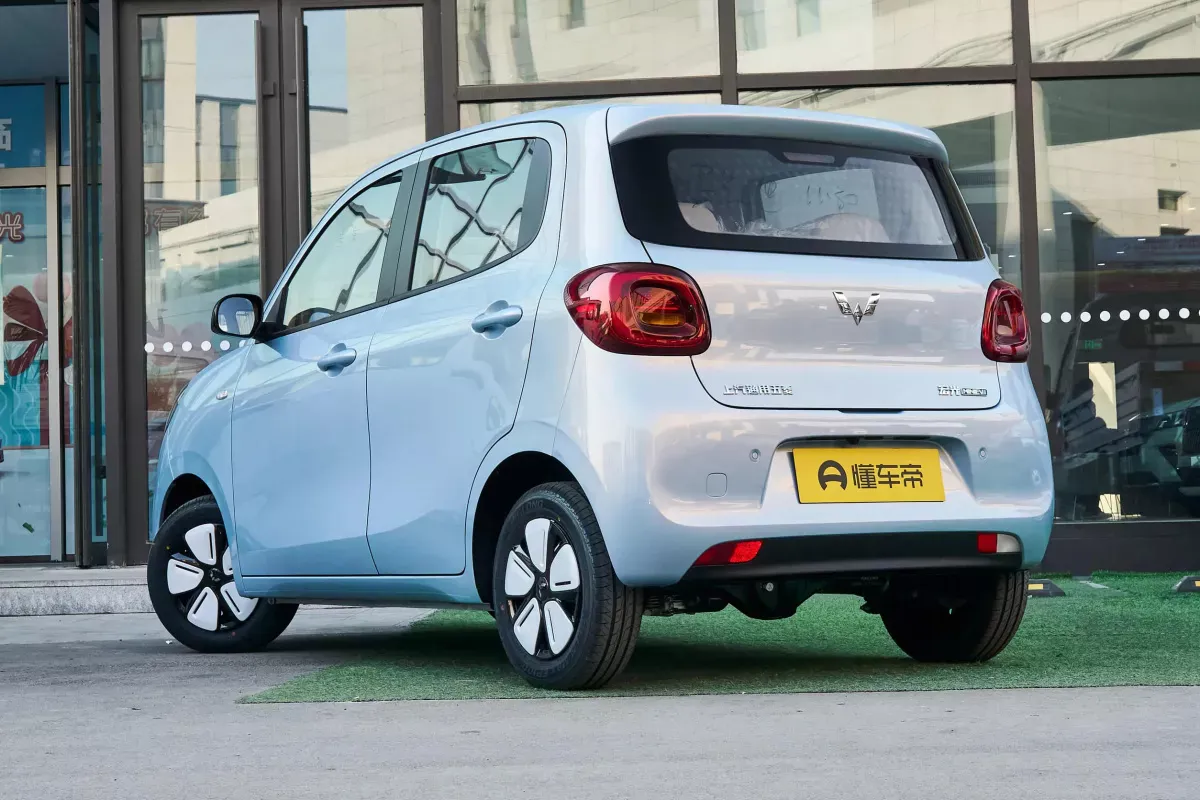 Wuling Mini EV фото 3