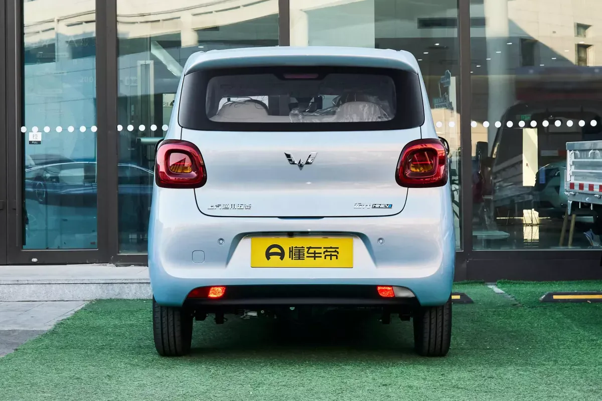 Wuling Mini EV фото 4