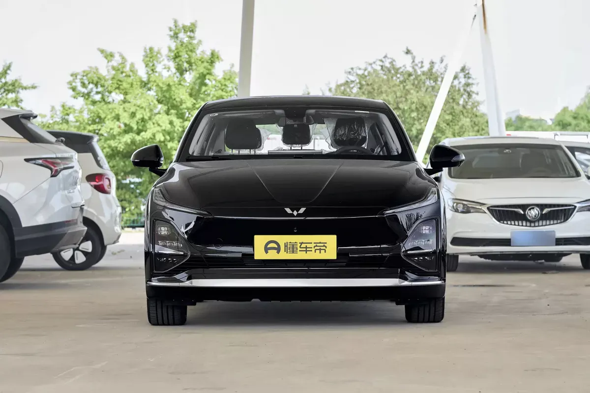 Wuling Starlight EV