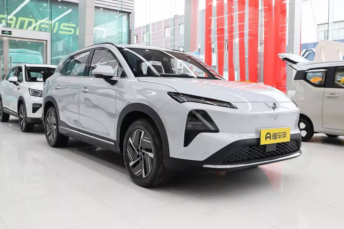 Wuling Starlight S EV фото 2
