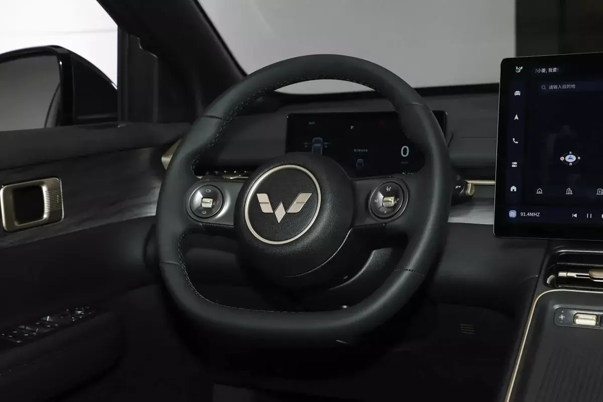 Wuling Starlight S EV салон 3