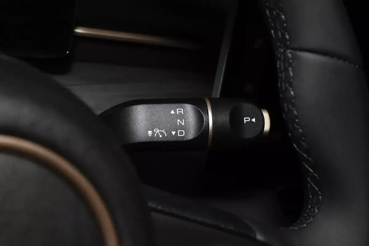 Wuling Starlight S EV салон 4