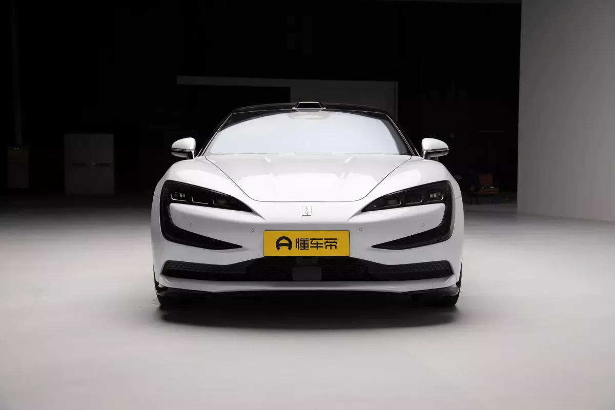 Yangwang U7